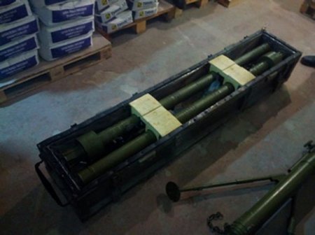 В Артемовске в подвале ТЦ обнаружили склад боеприпасов, брошенных боевиками, - МВД