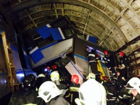 Количество жертв в аварии в московском метро возросло до 5, в больницах – 95 человек