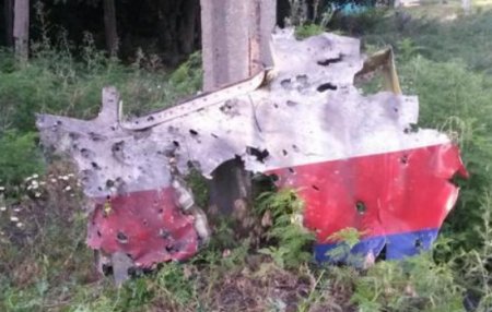 Спасатели завершили поиск тел на месте авиакатастрофы в Донецкой области, - Гройсман