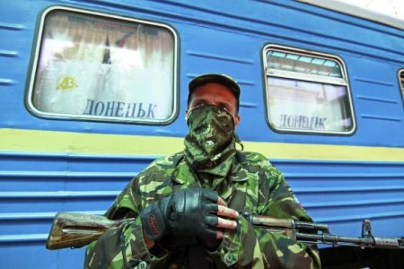 Боевики насильно заставляют мужчин воевать в своих рядах, - Лысенко