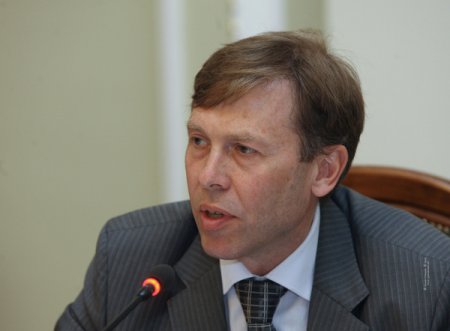 С.Соболев убежден, что парламент поддержит введение военного положения