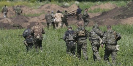 Боевики возвращаются в Славянск и Краматорск под видом мирных жителей