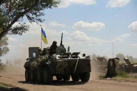 Силы АТО продолжают окружать Донецк и Горловку