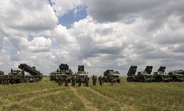 В Луганскую область зашла военная техника из России - губернатор