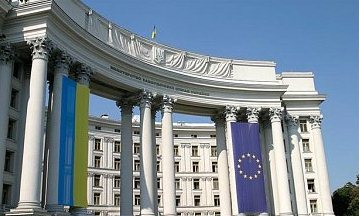 Украина назвала циничным предложение РФ по миссии в Донбассе