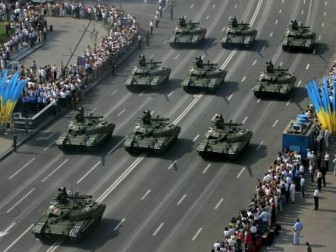 Украина отметит День Независимости военными парадами в Киеве и Одессе
