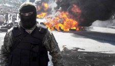 В Киеве от Майдана до улицы Прорезной горят палатки
