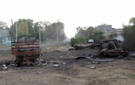 Донецкая Степановка после обстрела российскими "Градами": разрушенные дома, сожженные машины (фото)