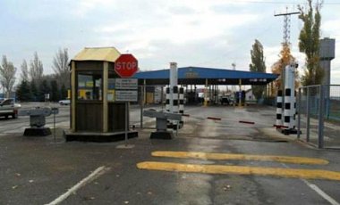 Россия закрыла четыре пункта пропуска на украинской границе