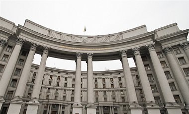 МИД разъяснил России правила ввоза гуманитарного груза в Украину