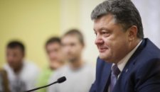 Порошенко: Украина выполнила свои обязательства в вопросе оформления российской гумпомощи