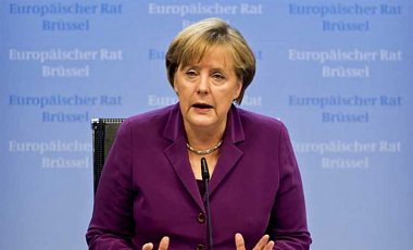 Меркель прокомментировала прорыв конвоя РФ в Украину