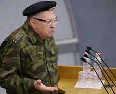 Очередной «перл» от Жириновского: он решил сменить цвета своей партии из-за «фашистской» Украины