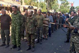 "Парад пленных военных" в Донецке осудил Евросоюз