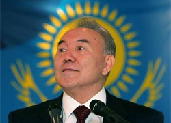 Казахский политик: Назарбаев, как и Путин не считает Казахстан самостоятельным государством