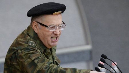 Жириновский заявляет о готовности приехать на допрос в Киев