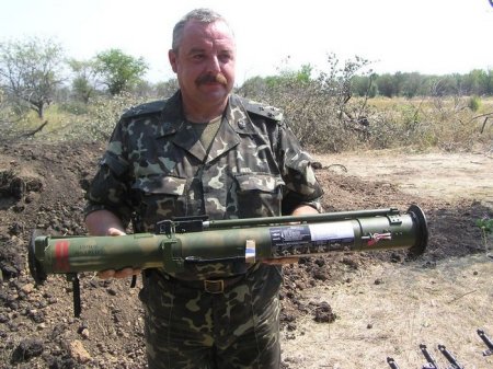 В боях за Красногоровку силовики изъяли арсенал оружия: фото