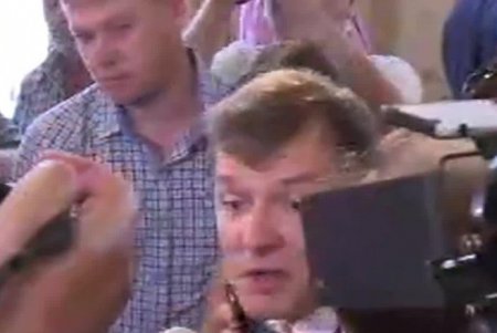 В Верховной Раде произошла драка между депутатами Шевченко и Ляшко