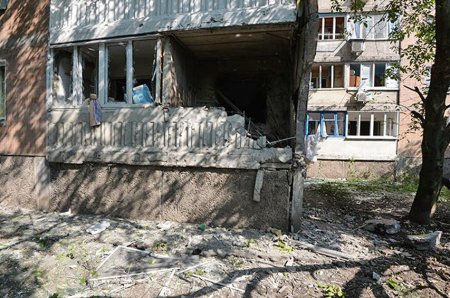 АТЦ: террористы обстреляли жилой район Киевский в Донецке