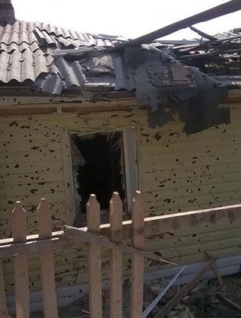 Террористы из тяжелой артиллерии атаковали Макеевку (фото)
