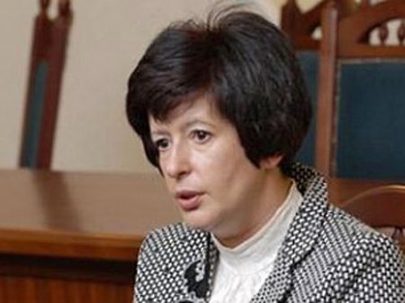 Лутковская просит мирных жителей покинуть зону АТО