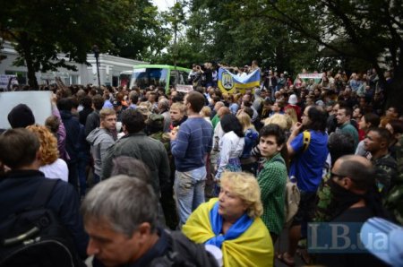 Под АП требуют подкрепления для Иловайска Под АП требуют подкрепления для Иловайска