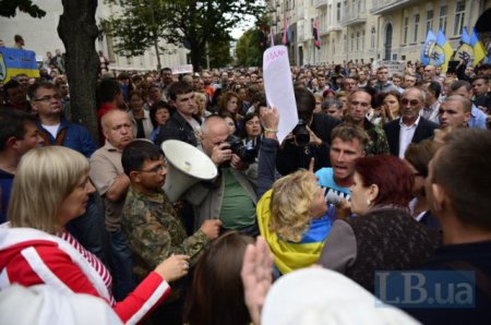 Под АП требуют подкрепления для Иловайска