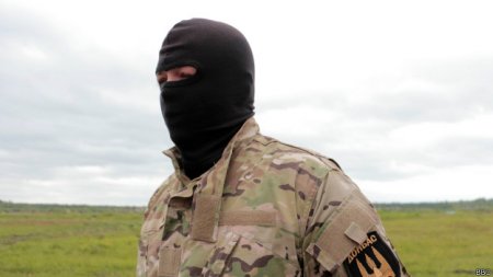 Семен Семенченко прибыл к бойцам в окружении