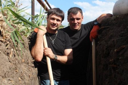 Отец 32 детей с сыновьями защищает Мариуполь от российской армии