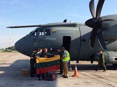 Литва передала украинской армии униформу и сухпайки