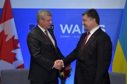 Украина будет усиливать сотрудничество с НАТО, - Порошенко