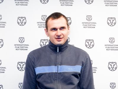 О.Сенцова нет в списках по обмену пленными - сестра режиссера