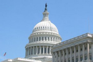 Сенаторы инициируют выступление Порошенко перед Конгрессом США