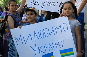 В Украине уже 250 тыс. внутренних переселенцев - Лутковская
