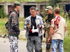 ФСБ снимает кино про "всю правду" на Донбассе 