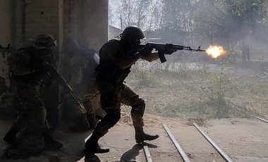 Боевики обстреляли колонну сил АТО: три пограничника ранены