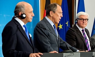 Главы МИД ФРГ, Франции и РФ обсудили ситуацию в Украине без представителя Украины