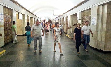 Супруги из Луганской области бросились под поезд метро в Киеве