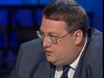 Геращенко заявил, что закон об особом статусе Донбасса был принят под давлением Запада