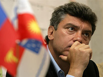 Б.Немцов: радикалы из “партии войны” Кремля требуют продолжения боевых действий в Украине
