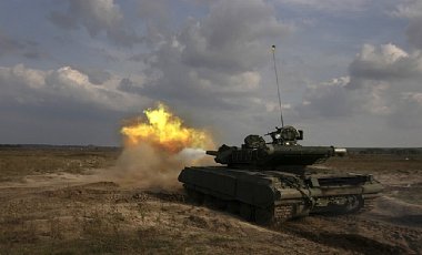 Вблизи города Счастье сосредоточено 20 танков боевиков - Москаль
