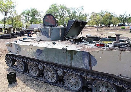 Украинские десантники отремонтировали броневик, захваченный у псковских «коллег»