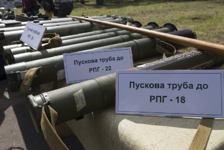 Техника и оружие, отбитые у террористов в Донбассе: фото