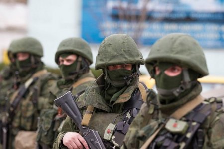 Российские оккупанты начали «зачищать» Луганск от местных террористов