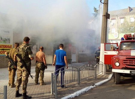 В результате взрыва в Славянске пострадали два человека