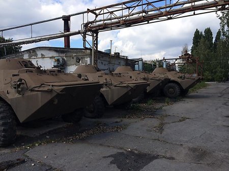 «Это не бронетранспортер, а кусок мертвого железа», - Бирюков о законсервированной военной технике Украины