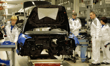 Volkswagen приостанавливает работу своего завода в России