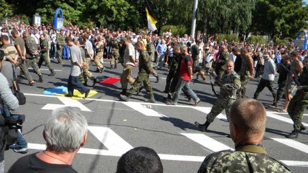 Перед "парадом" в Донецке человеку голову отрубили за то, что не согласился стать на колени
