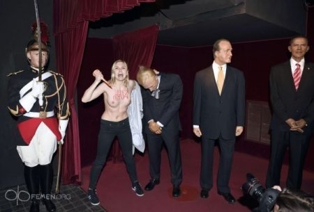 Завтра FEMEN будут судить за осиновый кол в грудь Путину