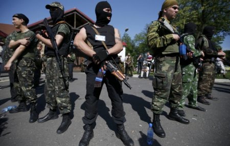 В Луганске боевики захватили университет и "арестовали" преподавателей